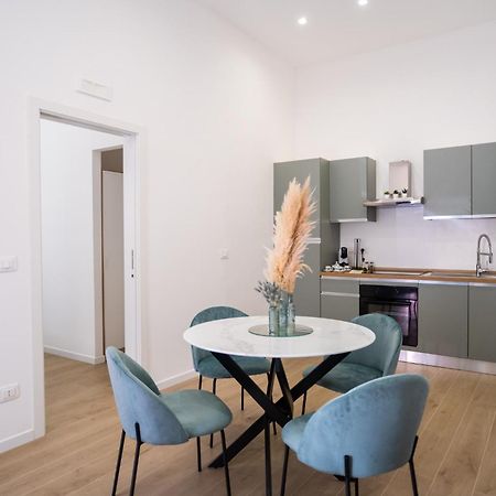 Euphemia Glamour Apartment Reggio di Calabria Exteriör bild