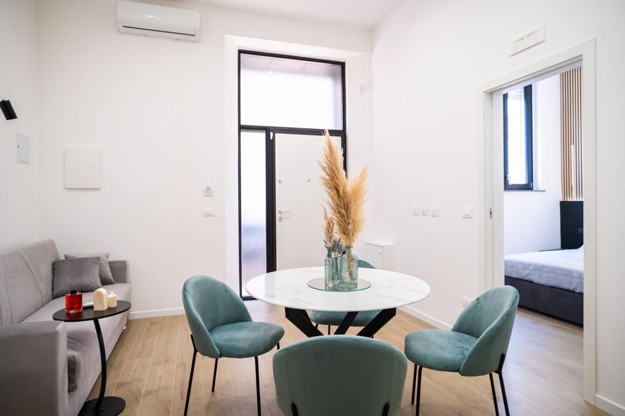 Euphemia Glamour Apartment Reggio di Calabria Exteriör bild